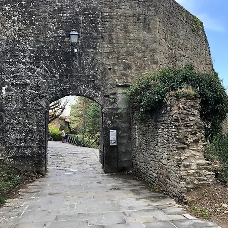 Il Vicolino 4* كورتونا